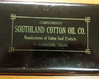 Compliments of Southland Cotton Oil Co. Waxahachie, TX Tin Box w/Keys