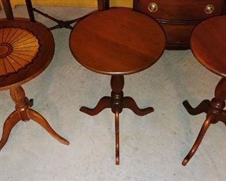 Small Pedestal Tables