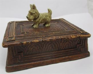 ART Syroco Wood Products trinket box with Scottie Dog figure on the lid.  