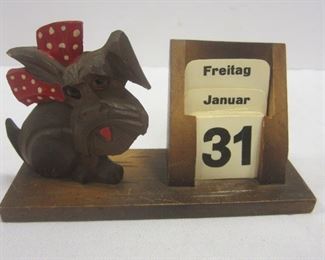 German wood Scottie dog theme desk calendar.  Has label - Oskar Hambach, Kunstgewerbe Fulda, Friedrichstr. 4.
