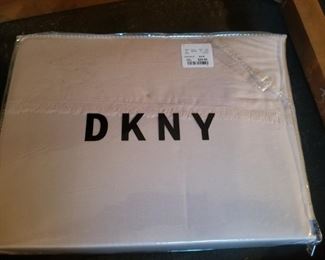 $25.00, DKNY Queen sheet set new in package cream