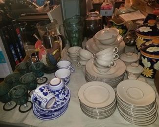 $100.00, Carillon Encore service for 10 ++++ VG condition