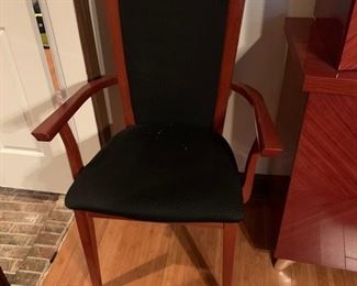 Chairs: 2 armchairs and 4 side chairs.