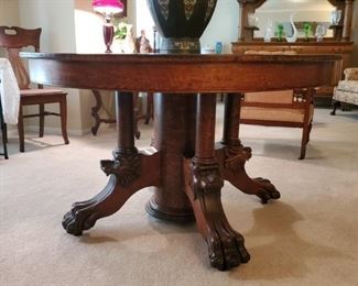 Show stopper, 1800's golden oak, large round Dining Table...Large Victorian Period Japanese Champleve Urn