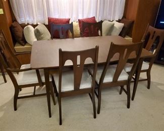 MCM Dining table & 6 Chairs