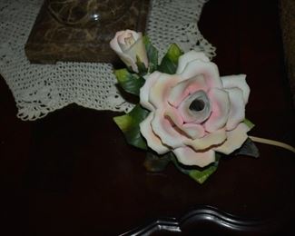 Capodimonte Flower