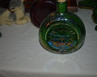 Very Collectible 1974 Green Christmas Poinsettia Bottle