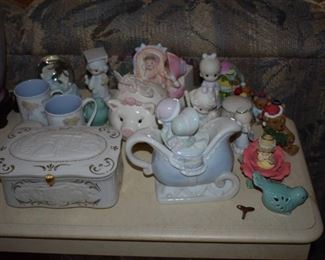 Lots of really nice Precious Moments Figurines and other pieces