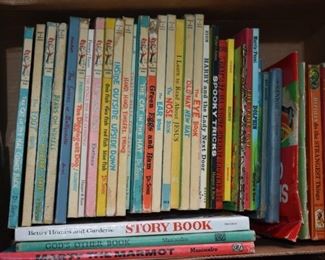 Lots of Vintage Dr. Seuss Children's Books