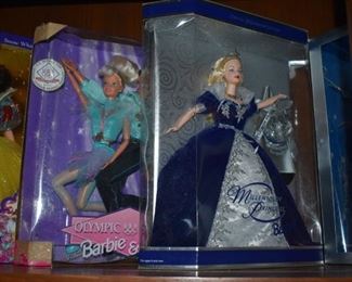 Beautiful Dolls - Hundreds of them! Bob Mackie's * Barbies * Gone with the Wind * Shirley Temple * Madame Alexander and More! All in Wonderful Condition! Many NIB!