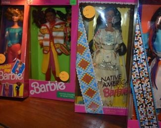 Beautiful Dolls - Hundreds of them! Bob Mackie's * Barbies * Gone with the Wind * Shirley Temple * Madame Alexander and More! All in Wonderful Condition! Many NIB!