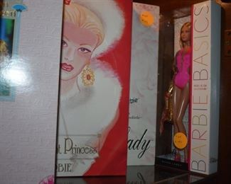 Beautiful Dolls - Hundreds of them! Bob Mackie's * Barbies * Gone with the Wind * Shirley Temple * Madame Alexander and More! All in Wonderful Condition! Many NIB!