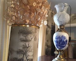 Vase and lamp.