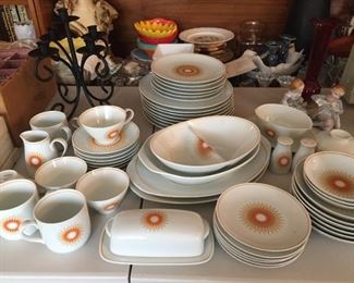 VINTAGE NORITAKE MESA (SUNBURST PATTERN) - set of eight plus many accessories.