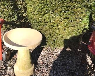 Birdbath.