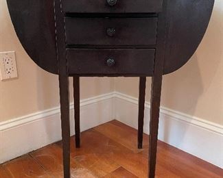 Sewing cabinet