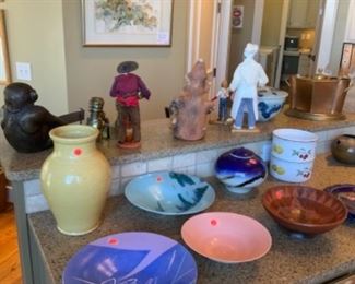 Weinberg pottery pieces