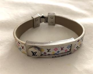 $25 FAUX Luis Vuitton bracelet.  7"L