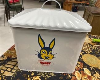 Enamel Bunny Bread Container