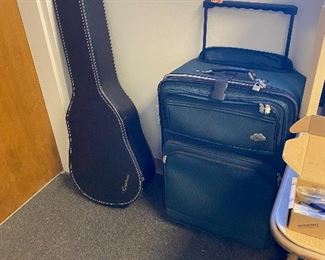 Guitar case & suitcase