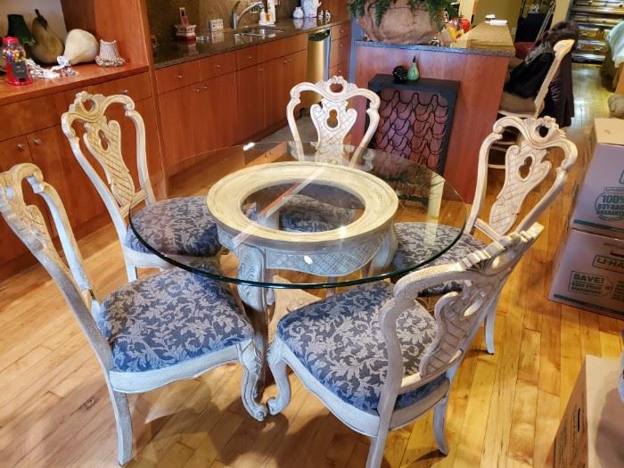 Bassett Table and Chairs
