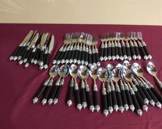 Stainless Flatware Set