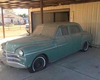 Yes we have the hub caps and the bumpers! Inside is amazing.What a dream of a car!