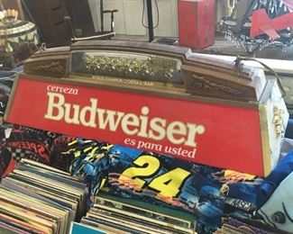 Great Budweiser hanging Pool-table or man cave light