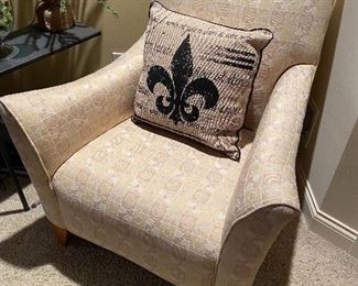 Pair of wing arm chairs 