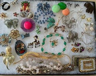 Vintage jewelry 