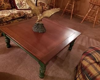 BIG COUNTRY CASUAL COCKTAIL TABLE