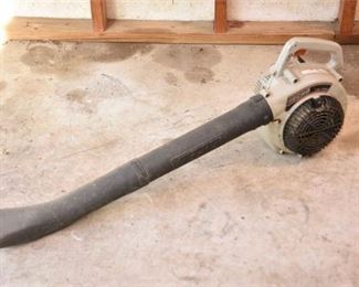 16. ECHO PB1000 Power Blower