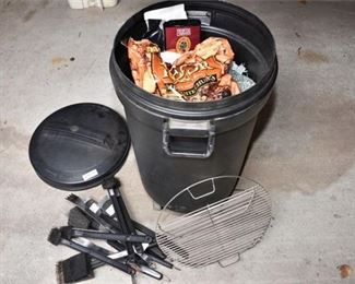 98. Group Lot Of Grill Related Items