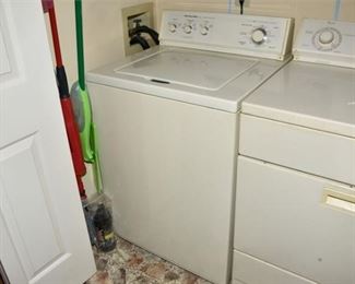 142. KitchenAid Superba Washer