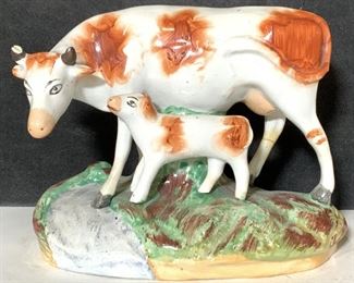ANTIQUE HALLMARKED OLD STAFFORDSHIRE COW Figural