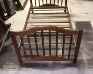 Child’s Bed Frame no Mattress