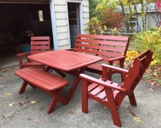 Picnic Table, Bench & Chairs