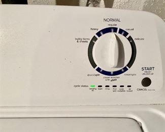 Amana washer. Powers up