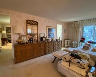 Vintage Drexel MCM dressers