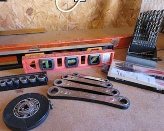 https://ctbids.com/#!/description/share/697712 Lots of great items in here! 3 levels, from a 12" to a 48" . Sears Craftsman automatic drill index, heavy duty measuring tape, and plenty more! 


