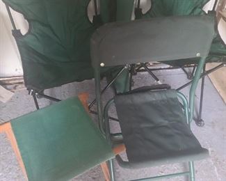 https://ctbids.com/#!/description/share/697734 Masters Chairs: 1997, Year Tiger Won His First!
Two green fold out chairs with carrying bags, a small green seat and a Master’s chair from 1997 and still in good condition . All these fold up for easy storage and transportation.


