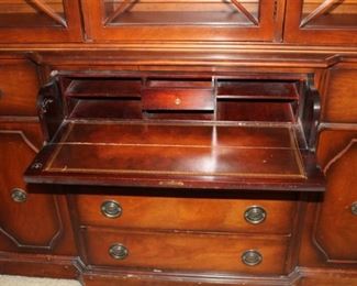 PULL OUT WRITING SURFACE