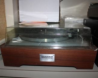 BENJAMIN MIRACCORD TURNTABLE