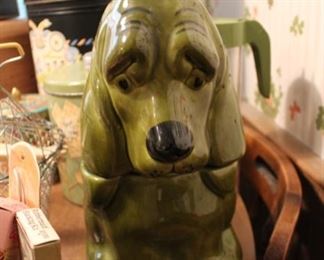VINTAGE OLIVE GREEN DOG COOKIE JAR