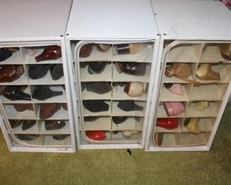 VINTAGE SHOES
