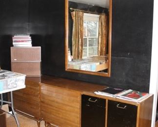 DRESSER, MIRROR