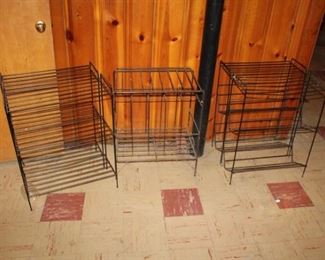 METAL WIRE RACKS