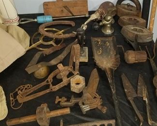 Primitives and antiques 