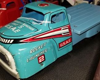 1950s Marx Rocket Launcher Side
