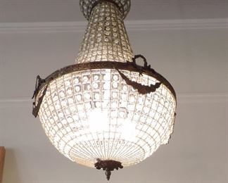 VINTAGE CHANDELIER